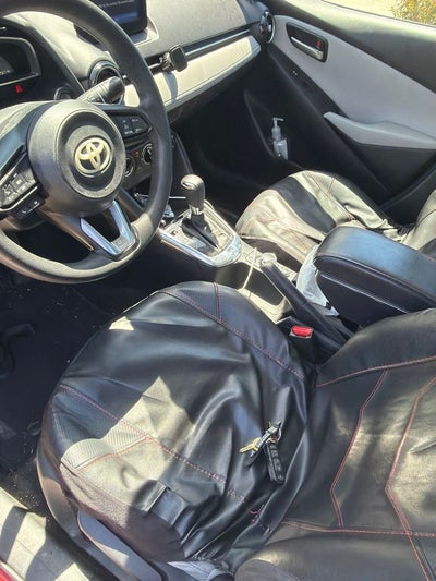 2020 Toyota Yaris LE