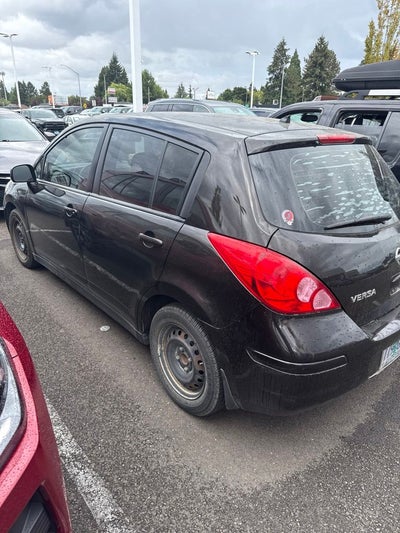 2011 Nissan Versa 1.8 S