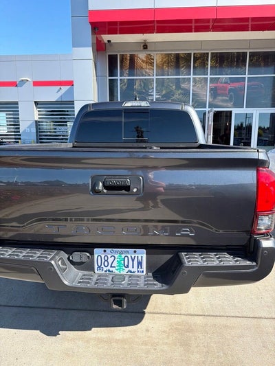 2022 Toyota Tacoma TRD Off-Road V6