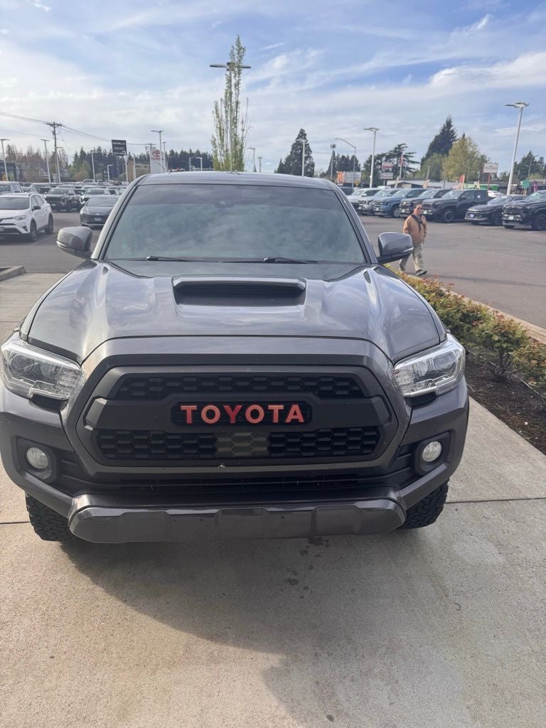 2022 Toyota Tacoma TRD Sport V6