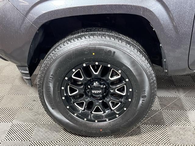 2022 Toyota Tacoma SR V6