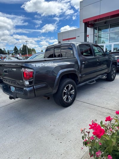 2016 Toyota Tacoma SR V6