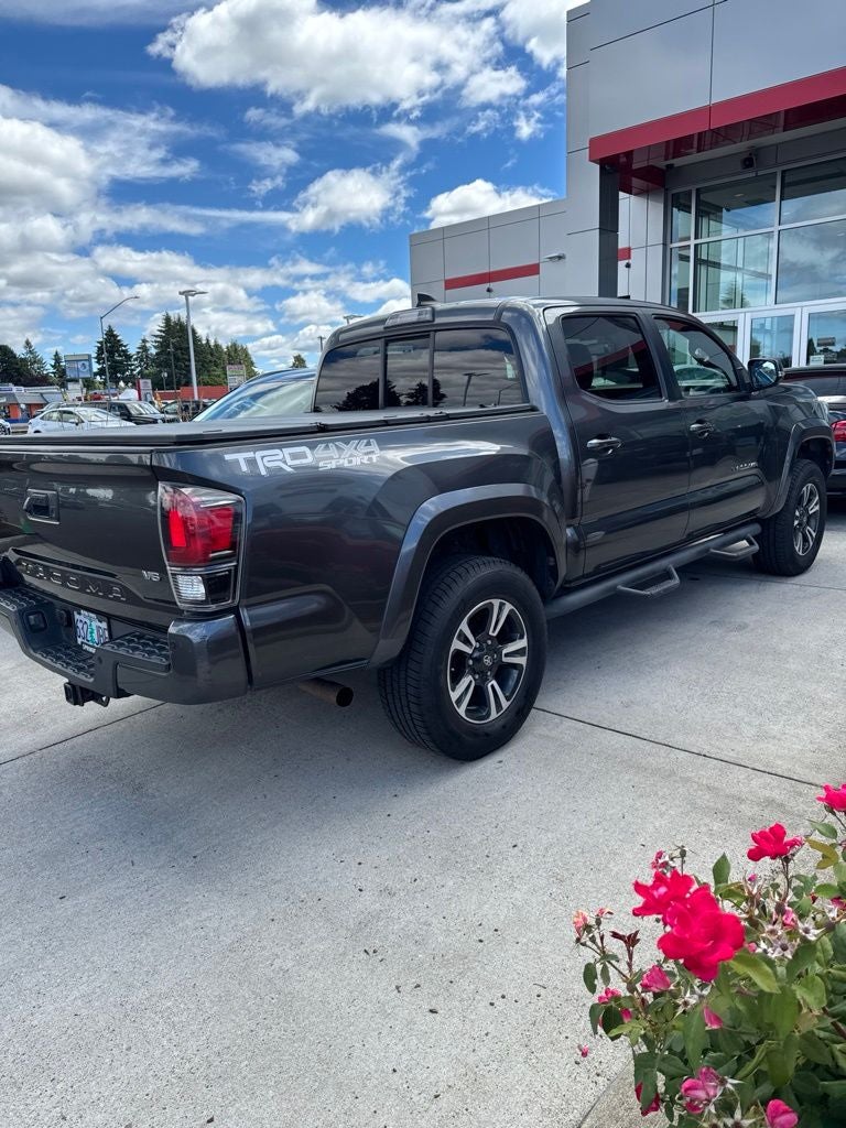 2016 Toyota Tacoma SR V6