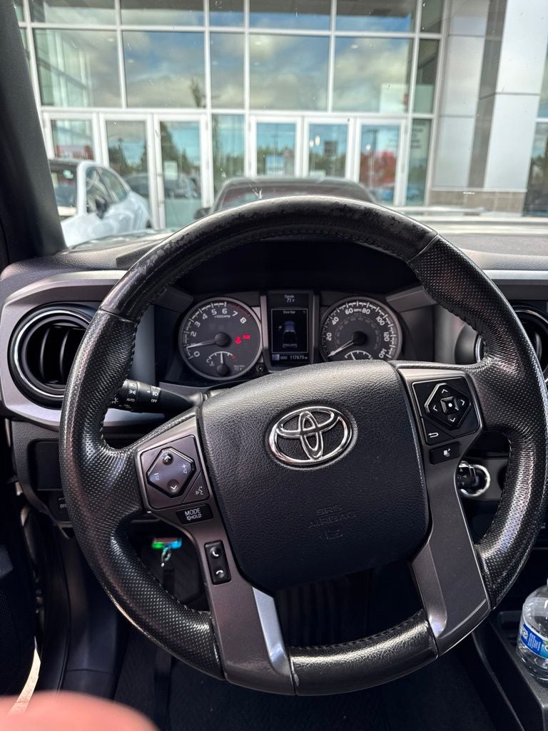 2016 Toyota Tacoma SR V6