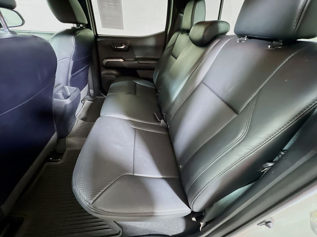 2020 Toyota Tacoma Limited V6