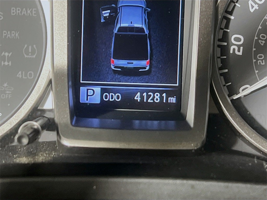 2022 Toyota Tacoma Limited V6