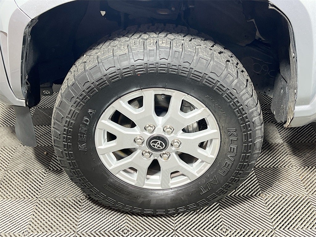 2024 Toyota Tacoma SR