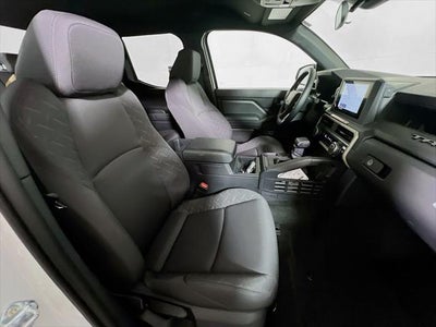 2025 Toyota Tacoma SR