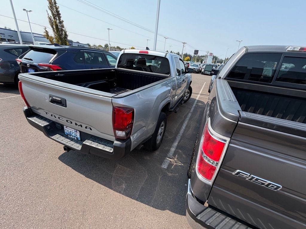 2022 Toyota Tacoma SR