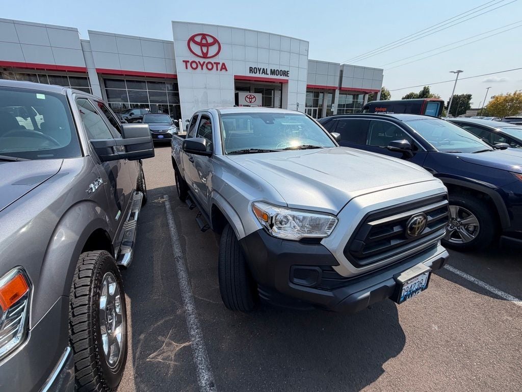 2022 Toyota Tacoma SR