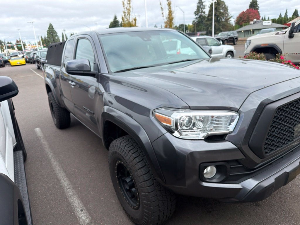 2022 Toyota Tacoma SR5 V6