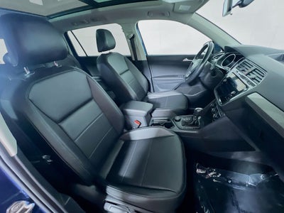 2019 Volkswagen Tiguan 2.0T SEL R-Line 4Motion