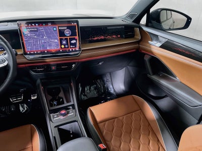 2026 Volkswagen Tiguan 2.0T SEL R-Line