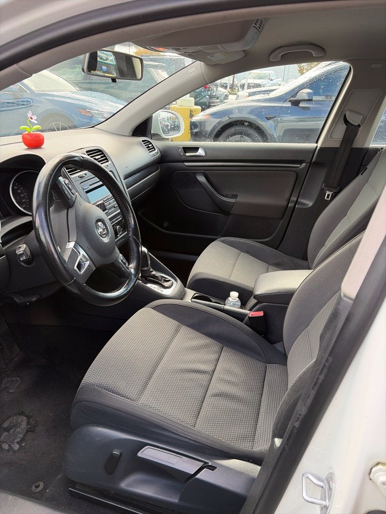 2013 Volkswagen Jetta SportWagen 2.5L SE