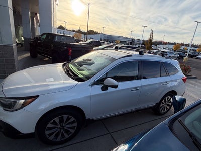 2019 Subaru Outback 2.5i Touring
