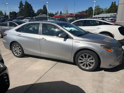 2017 Toyota Camry Hybrid XLE
