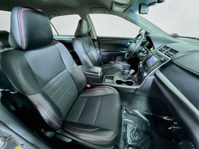 2017 Toyota Camry SE