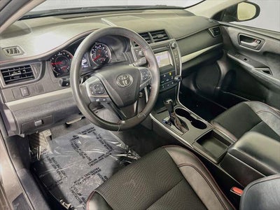 2017 Toyota Camry SE