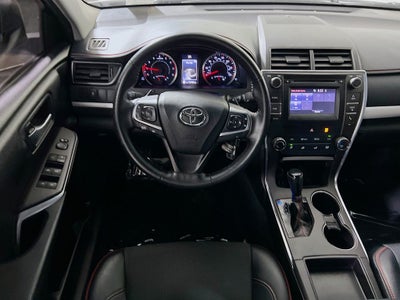 2016 Toyota Camry SE