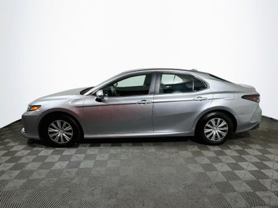 2022 Toyota Camry Hybrid LE