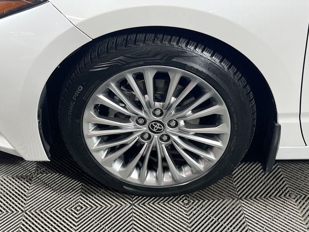 2020 Toyota Avalon Hybrid Limited