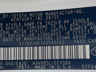 2025 Toyota Camry SE