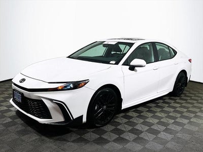 2025 Toyota Camry SE