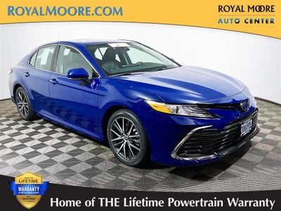 2023 Toyota Camry Hybrid XLE