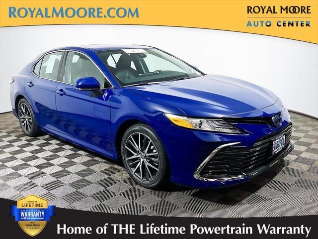 2023 Toyota Camry Hybrid XLE