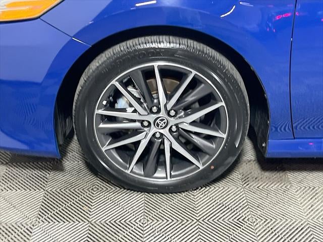 2023 Toyota Camry Hybrid XLE