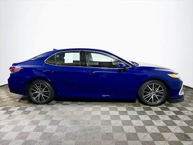 2023 Toyota Camry Hybrid XLE