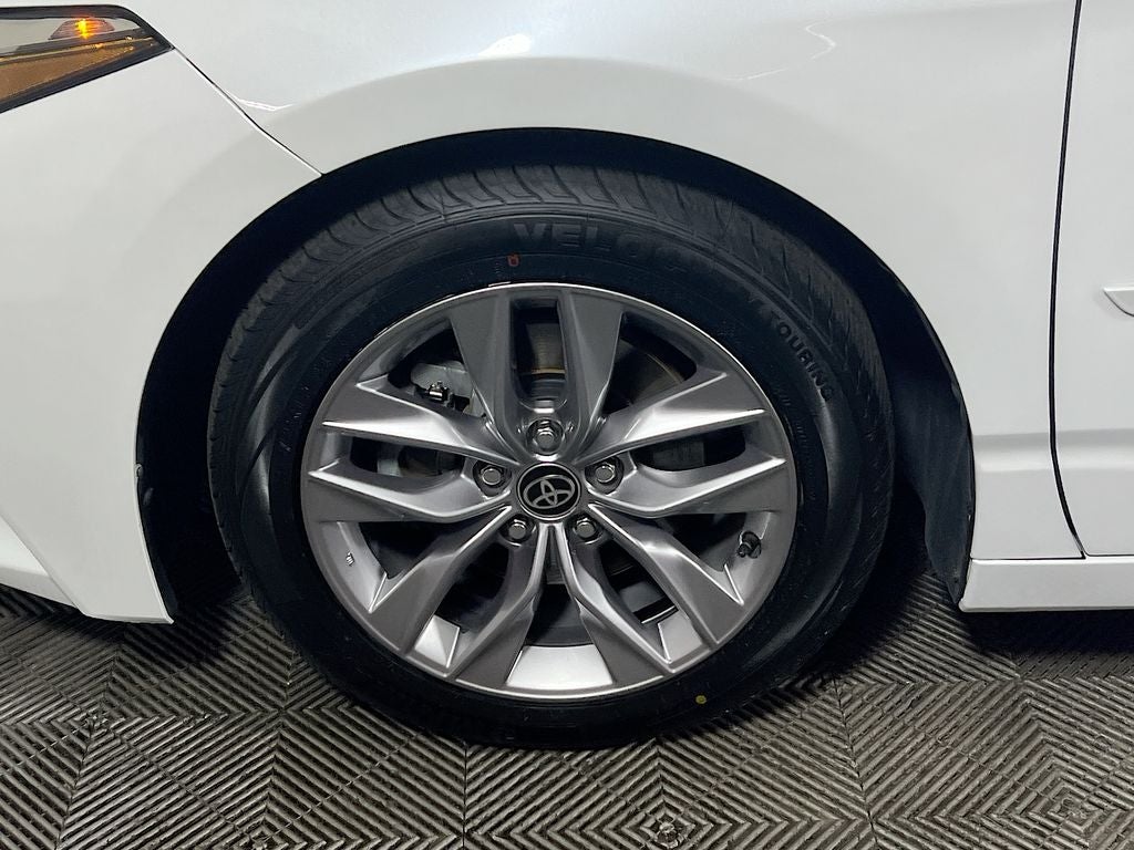 2021 Toyota Avalon XLE