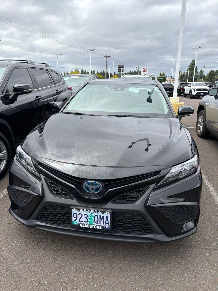 2023 Toyota Camry Hybrid SE NIGHTSHADE