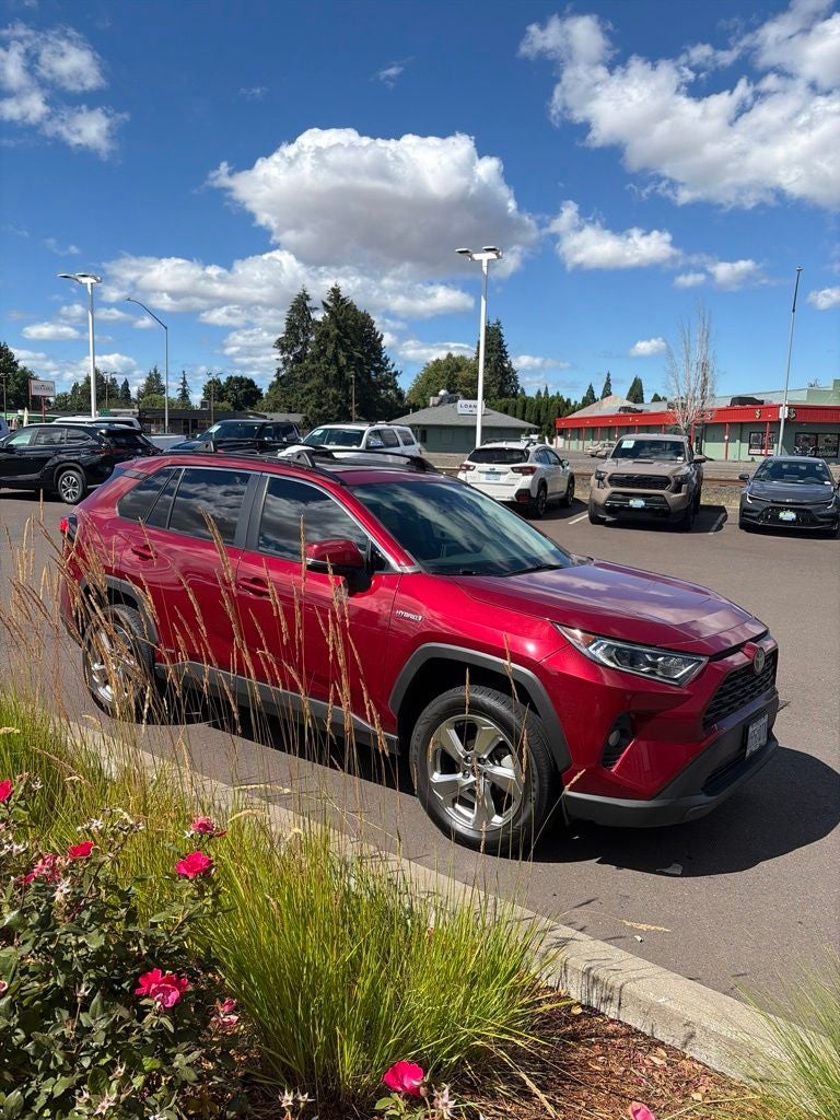 2021 Toyota RAV4 Hybrid XLE Premium