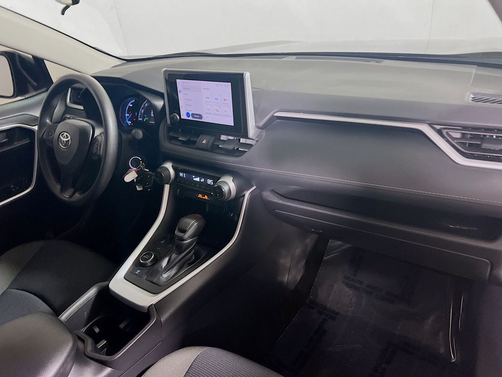 2023 Toyota RAV4 Hybrid LE