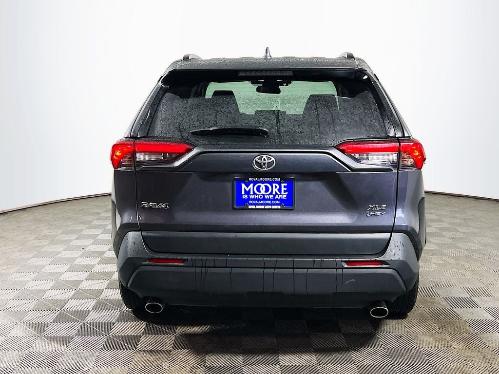 2025 Toyota RAV4 Hybrid XLE