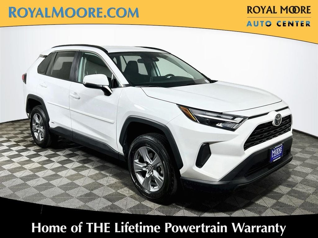 2025 Toyota RAV4 Hybrid XLE