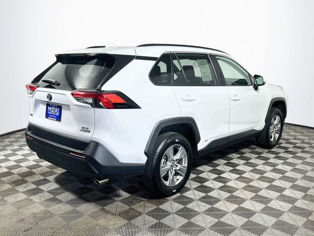 2024 Toyota RAV4 Hybrid XLE