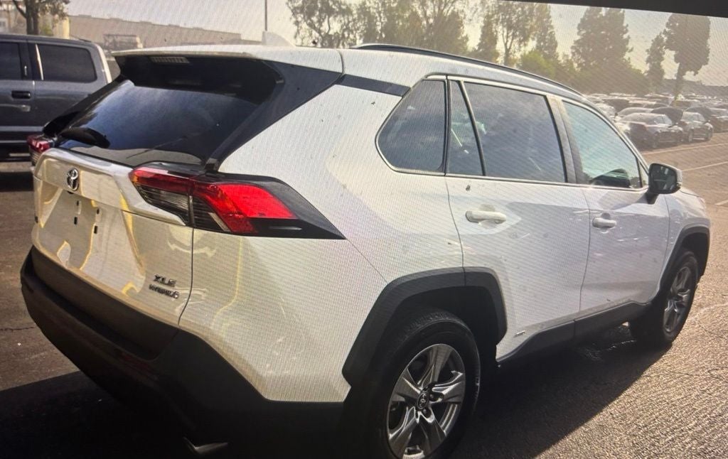 2023 Toyota RAV4 Hybrid XLE