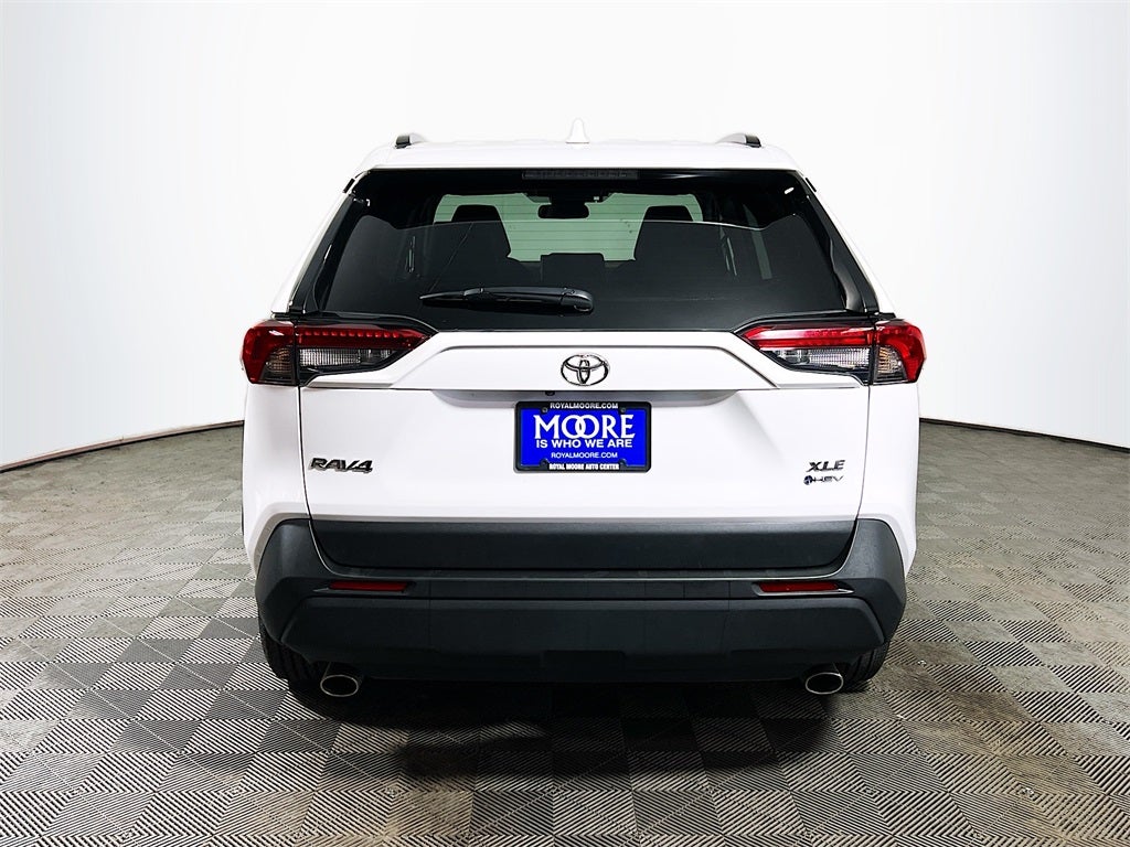 2025 Toyota RAV4 Hybrid XLE