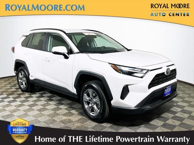 2025 Toyota RAV4 Hybrid XLE