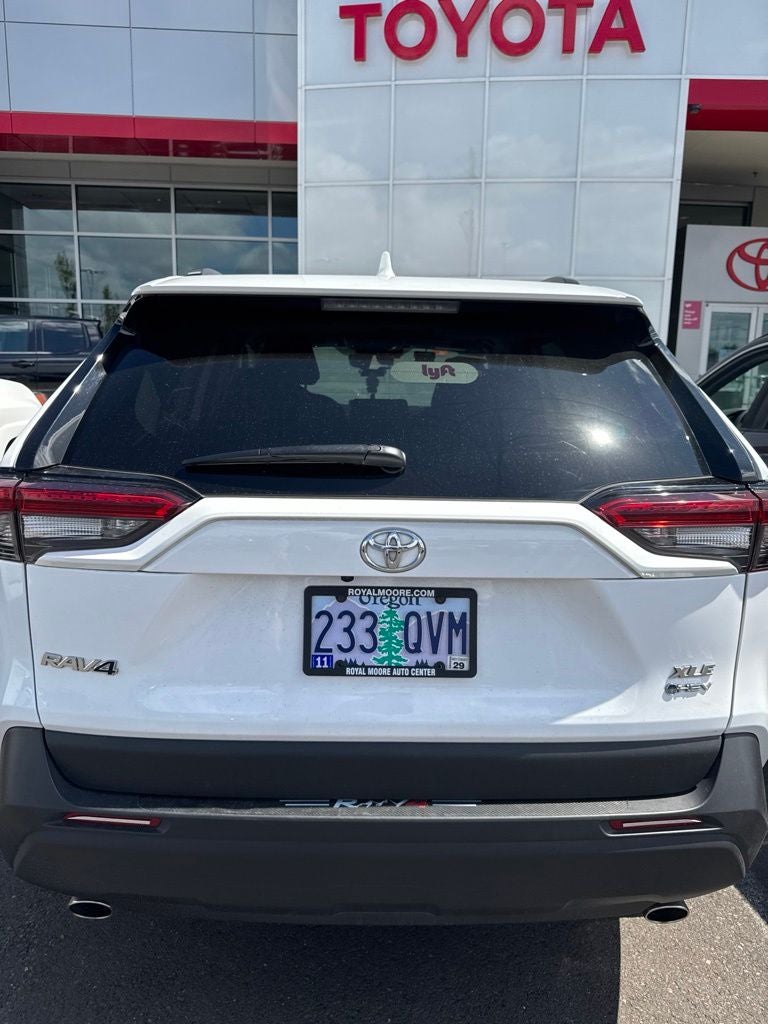 2025 Toyota RAV4 Hybrid XLE