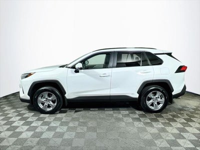 2025 Toyota RAV4 Hybrid XLE