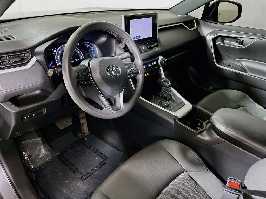 2024 Toyota RAV4 Hybrid SE