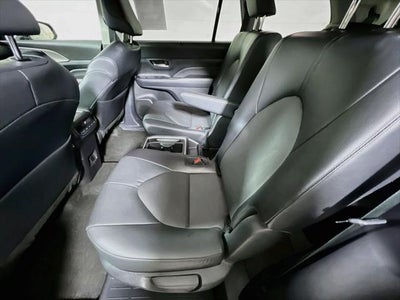 2025 Toyota Grand Highlander XLE