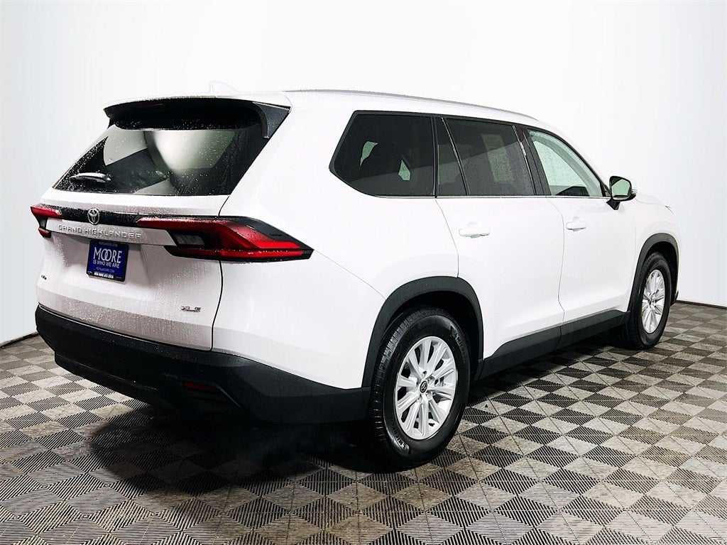 2025 Toyota Grand Highlander XLE