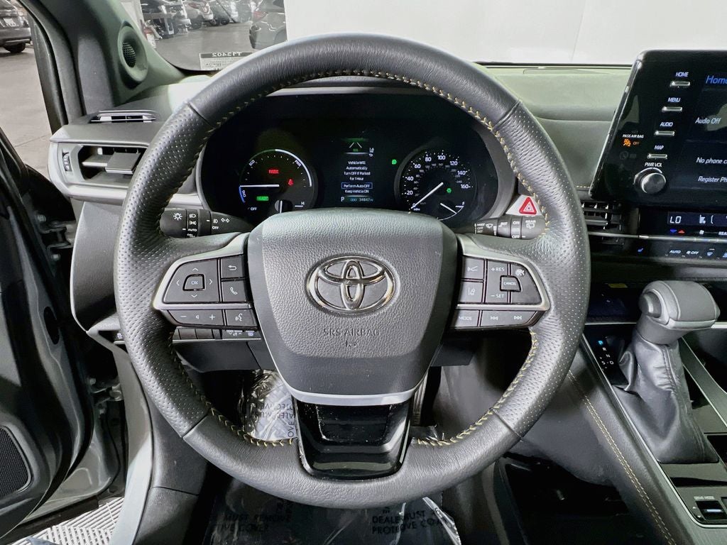 2022 Toyota Sienna Woodland Edition