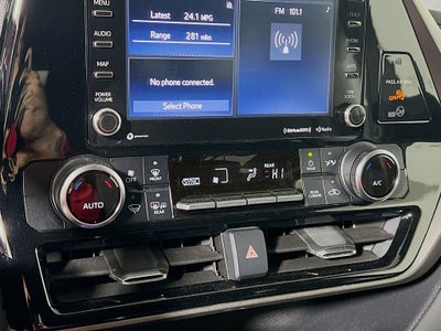 2020 Toyota Highlander LE