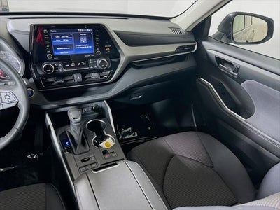 2020 Toyota Highlander LE