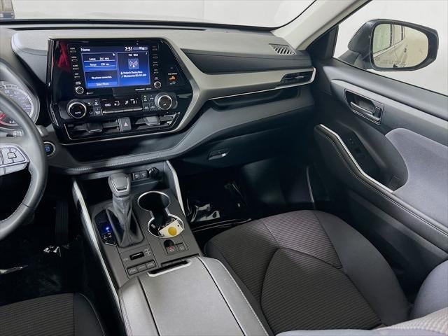 2020 Toyota Highlander LE